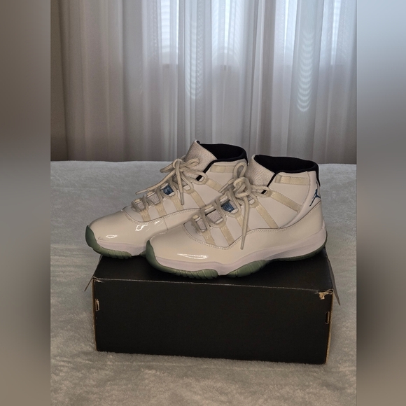 Men's Jordan 11 Retro Legend Blue Size 10.5 - Picture 1 of 6